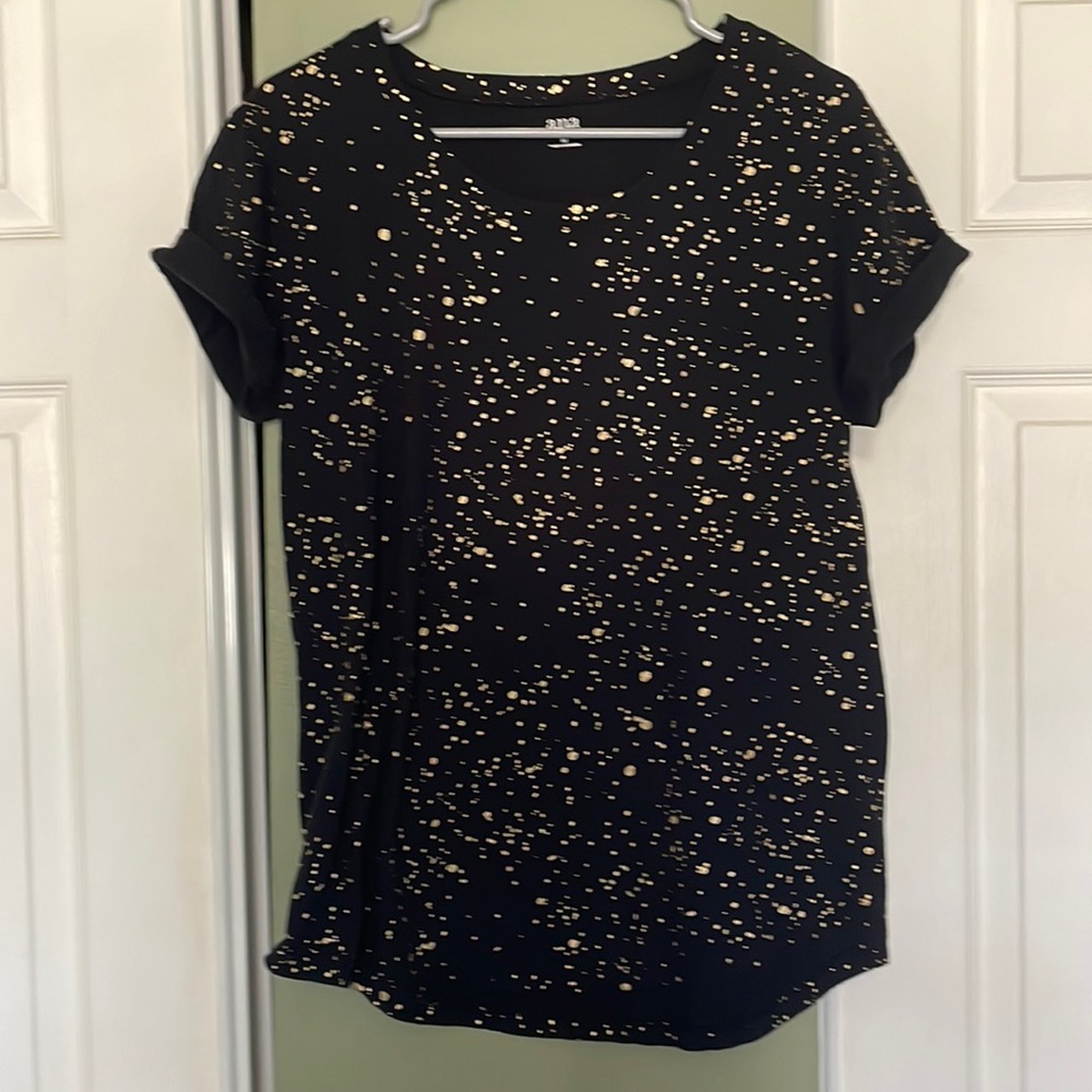 a.n.a. Approach, Woman’s T-Shirt, Size Medium, Great Condition!